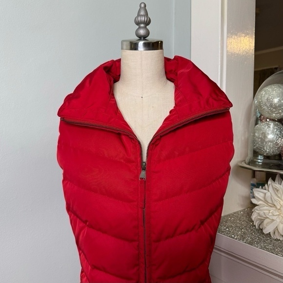Talbots Red Down Puffer Vest Winter Jacket Coat Size Small - Picture 3 of 11